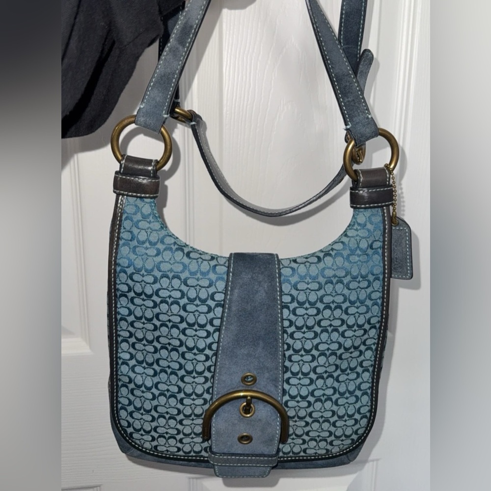Rare coach blue signature soho